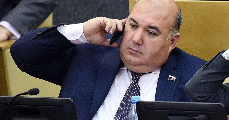 Rusiyalı sabiq deputat zorlanma işi üzrə axtarışa verildi