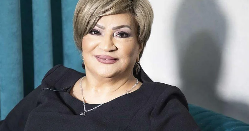 Afaq Bəşirqızı həyat yoldaşı ilə əl ələ görüntüləndi FOTO