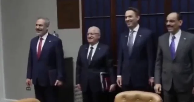 Çox ağıllısınız Tramp onları təriflədi (VİDEO)