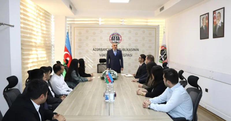 Vəkillər Kollegiyasının sədri işə yeni qəbul edilən vəkil köməkçiləri ilə görüşüb