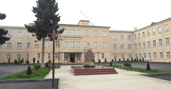 Bakıda bu xəstəxana müayinədın imtina etdi