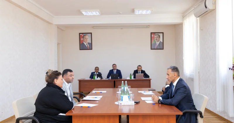 Nazir Rəşad Nəbiyev Oğuzda vətəndaşların müraciətlərini dinləyib