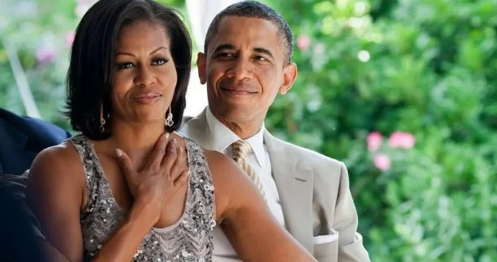 Obamanın arvadı bu məşhurla yaxtada: Gizli çəkilən FOTOLAR