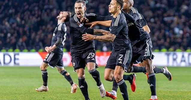 “Qarabağ”ın matçına bir günə 28 minə yaxın bilet satıldı