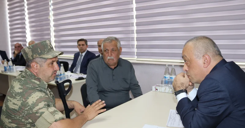Dövlət Su Ehtiyatları Agentliyinin sədri Xaçmazda vətəndaşlarla görüşüb