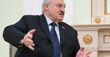 Lukaşenko Zelenskini “Bankovaya zərbə” endirməklə hədələyir...