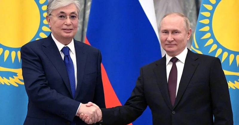 Putin Tokayevlə regional məsələləri müzakirə edib