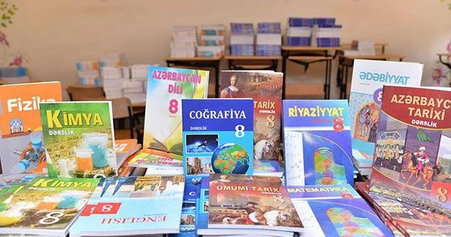 Ekspert: Dərslik siyasətində ciddi islahatlara zəmin yarana bilər