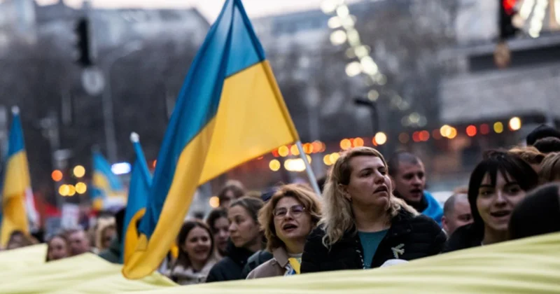 Президент Польши подписал закон о помощи украинцам