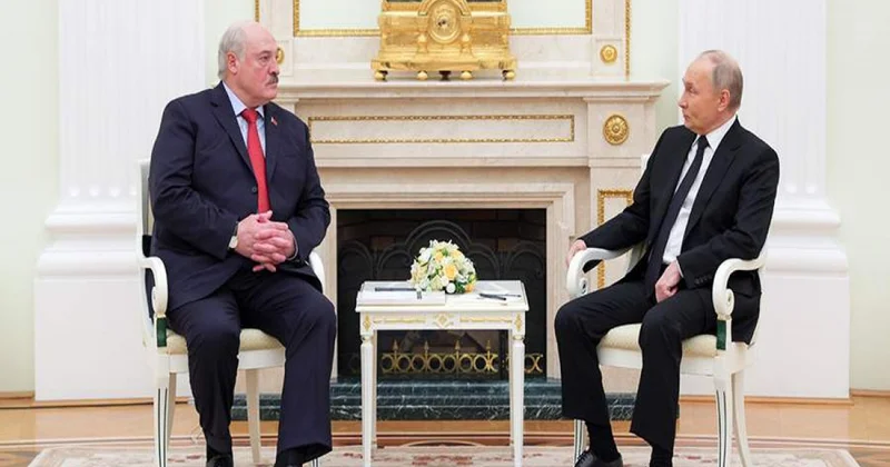 Putinlə Lukaşenkonun görüşü başlayıb