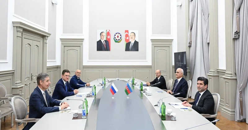 Şahin Mustafayev Novakla müzakirə apardı
