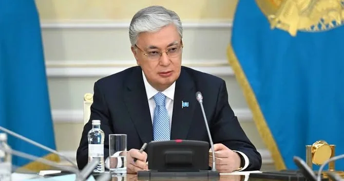 Tokayev Xəzərdə hərbçilərin ölümündən sonra Müdafiə Nazirliyində kompleks yoxlama üçün komissiya yaradıb