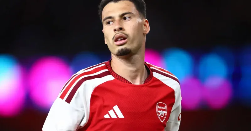 Martinelli Bundesliqa klublarından təkliflər alıb meneceri açıqladı