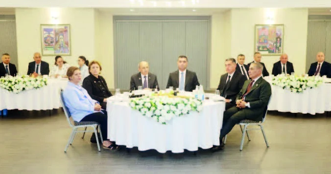 Qərbi Azərbaycan irsi tariximizi yaşadır