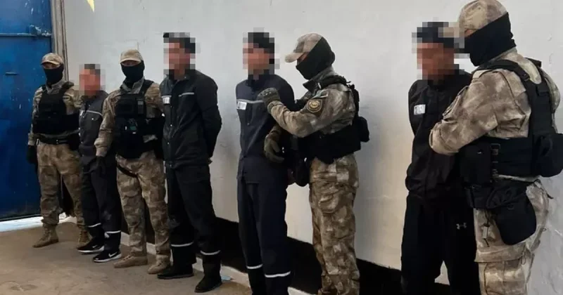 В Казахстане в ходе спецоперации изъяли оружие и боеприпасы