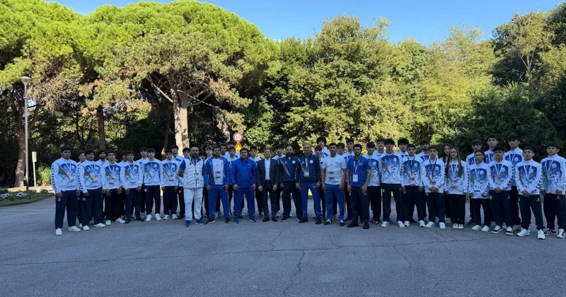 Azərbaycan kikboksçuları dünya çempionatında 16 medal qazandı FOTO