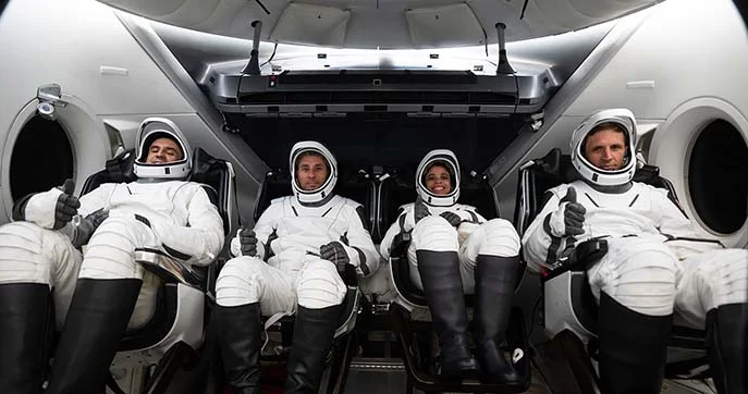 NASA Crew 13 ü buraxılışa hazırlayır