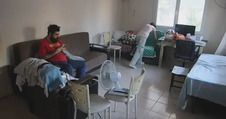 Zəlzələdən sonra 3 ildir evdən çıxmır: “Sağalmaq istəmirəm”
