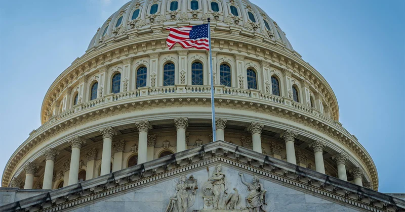 14 ABŞ senatorundan Trampa çağırış: