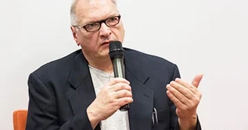 Yuri Felştinski: Putin taktikasını dəyişir...