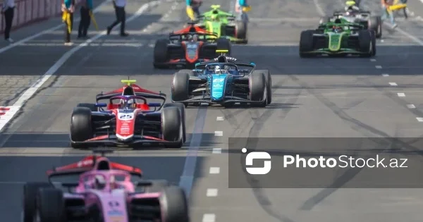 Пилот Invicta Racing рассказал о стратегии в гонке Формулы 2 в Баку