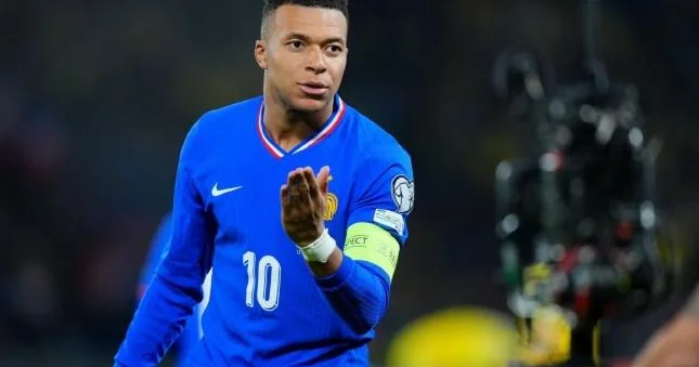 Mbappe Türkiyə ilə oyuna görə narazıdır