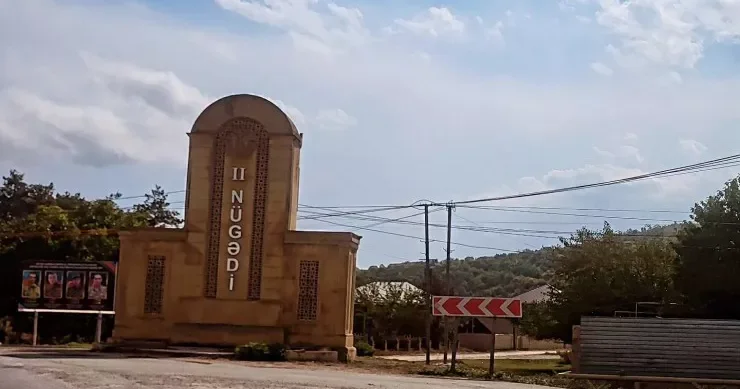 Qaranlıq yol, qorxu içində məktəblilər… Qubanın İkinci Nügədi kəndinin işıq problemi VİDEO