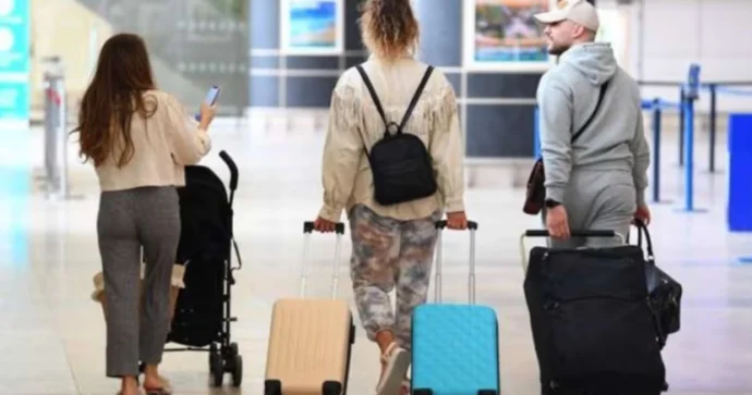 Milyonlarca insan məcbur olub qaçır: Dünya müharibəsi qapıda
