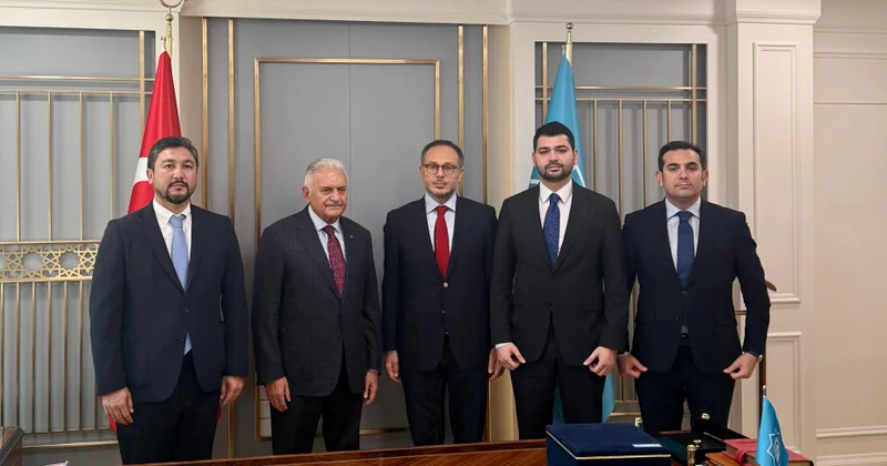 TÜRKPA Baş katibi Türk Dövlətləri Təşkilatının Ağsaqqallar Şurasının sədri ilə görüşüb