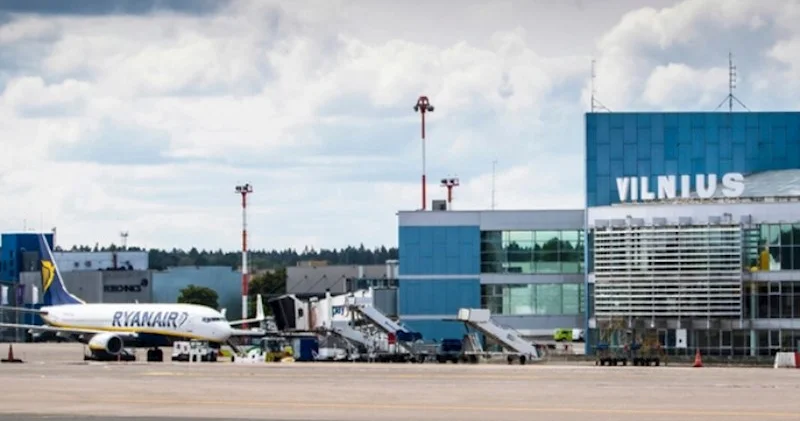 Vilnüs aeroportu fəaliyyətini bərpa etdi
