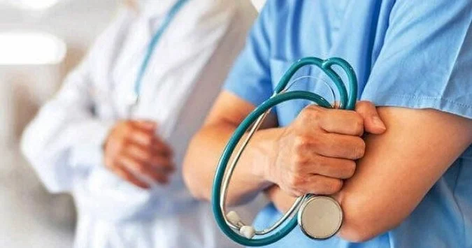 Həkim 400 manatla necə yaşasın? Azərbaycan səhiyyəsinin əks üzü