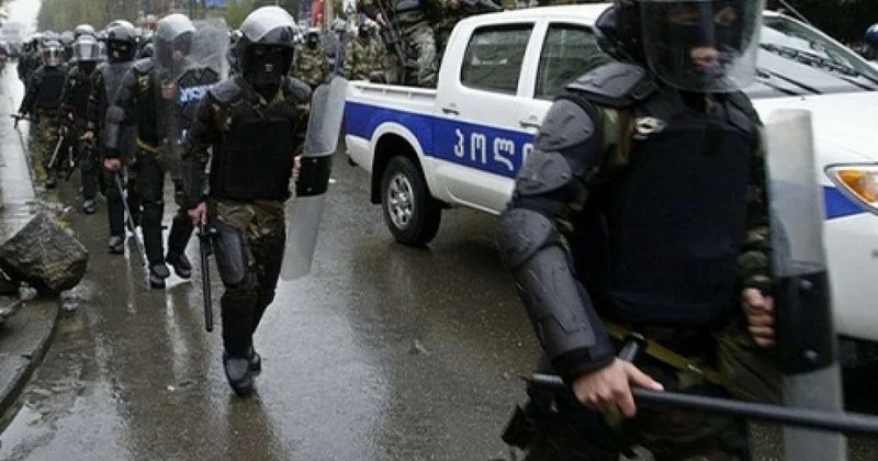 Gürcüstanda son 3 gündə 60 etirazçı həbs edildi