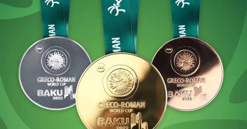 Güləşçimiz qızıl medal qazandı DÇ