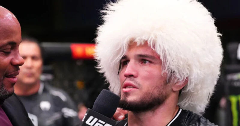 Umar Nurməhəmmədov UFC 321 də qələbə qazandı