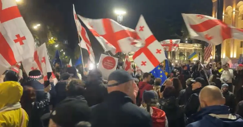 До конца, до победы! : грузины снова на улицах Тбилиси видео