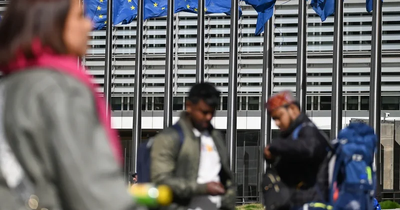 Brüssel Ukraynaya yeni 70 milyard avroluq kredit verməyə çalışır