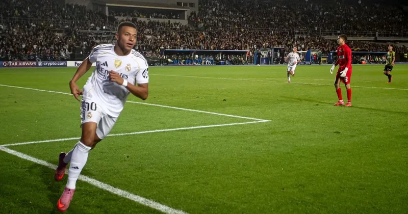 Mbappe “Qızıl top” tarixində fransalı futbolçular arasında rekord müəyyənləşdirdi