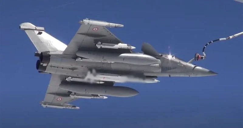 Париж ищет в Европе площадки для Rafale с ядерным оружием Minval Politika