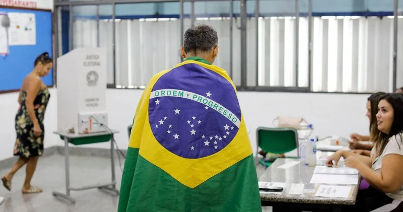 Braziliyada prezident seçkilərində səslərin hesablanması bərpa edilib