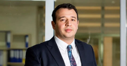 Şöbə rəisi vəzifəsindən ayrıldı