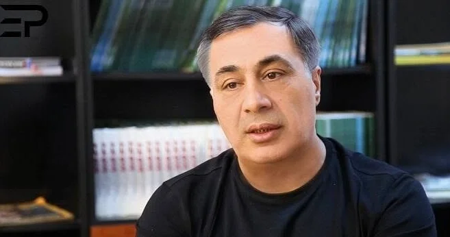 Əsəd Cahangirdən maraqlı status