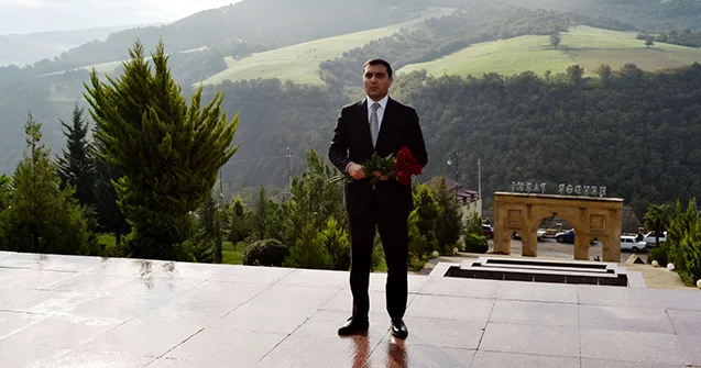 Orxan Məmmədov Heydər Əliyevin abidəsini ziyarət etdi Fotolar