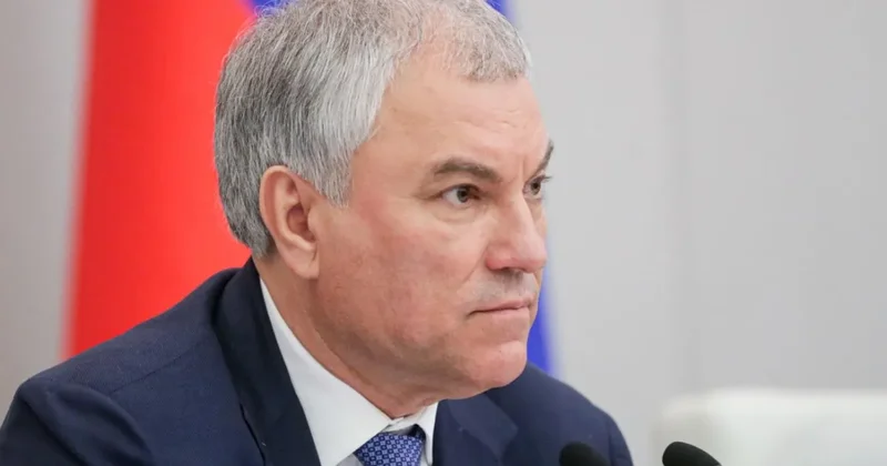 Володин призвал не допустить управления ИИ человечеством