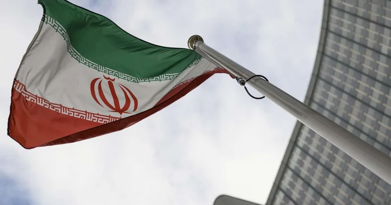 Tehran nə vaxtdan Azərbaycana azad təhsil mühiti öyrədir? Siyasi manipulyasiyanın cavabı