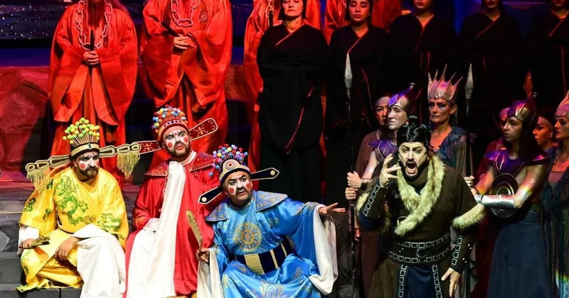 Bakı səhnəsində “Turandot”un möhtəşəm premyerası: pərdəarxası (Foto)