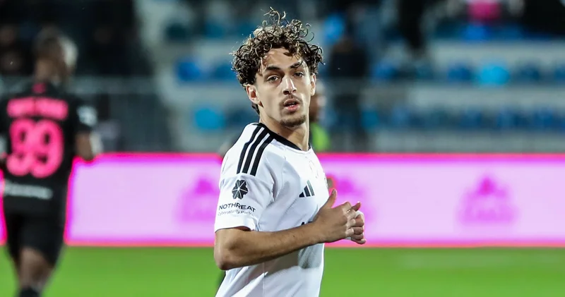 “Qarabağ”ın futbolçusundan şok açıqlama: “Titul uğrunda iki komanda mübarizə aparacaq”