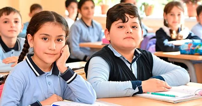 Dövlət məktəblərində hər şagird üçün ayrılan illik vəsait müəyyənləşdi MƏBLƏĞLƏR