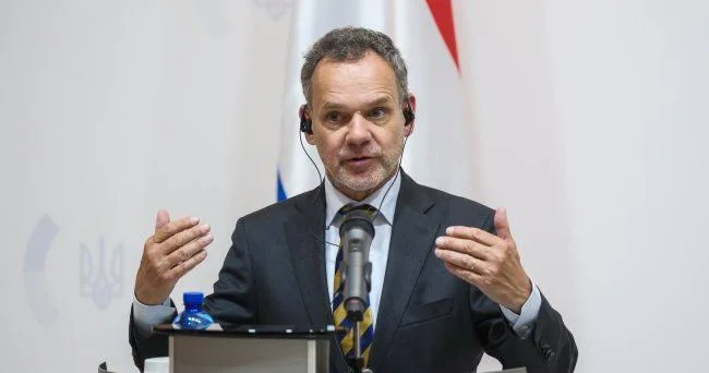 Niderlandın XİN rəhbəri Azərbaycandan sonra Ermənistana gedəcək