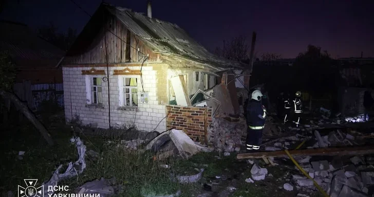 Погибший в Донецкой области и десятки поврежденных объектов: последствия атак в Украине