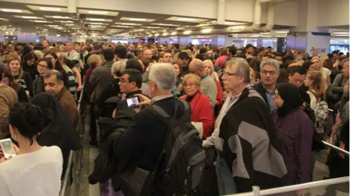 Türkiyə aeroportlarında problem yarandı FOTOLAR